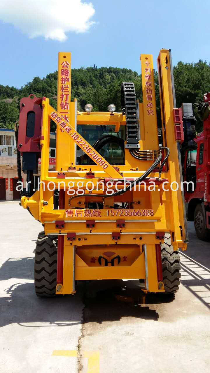 Hydraulic Guardrail Pile Driver